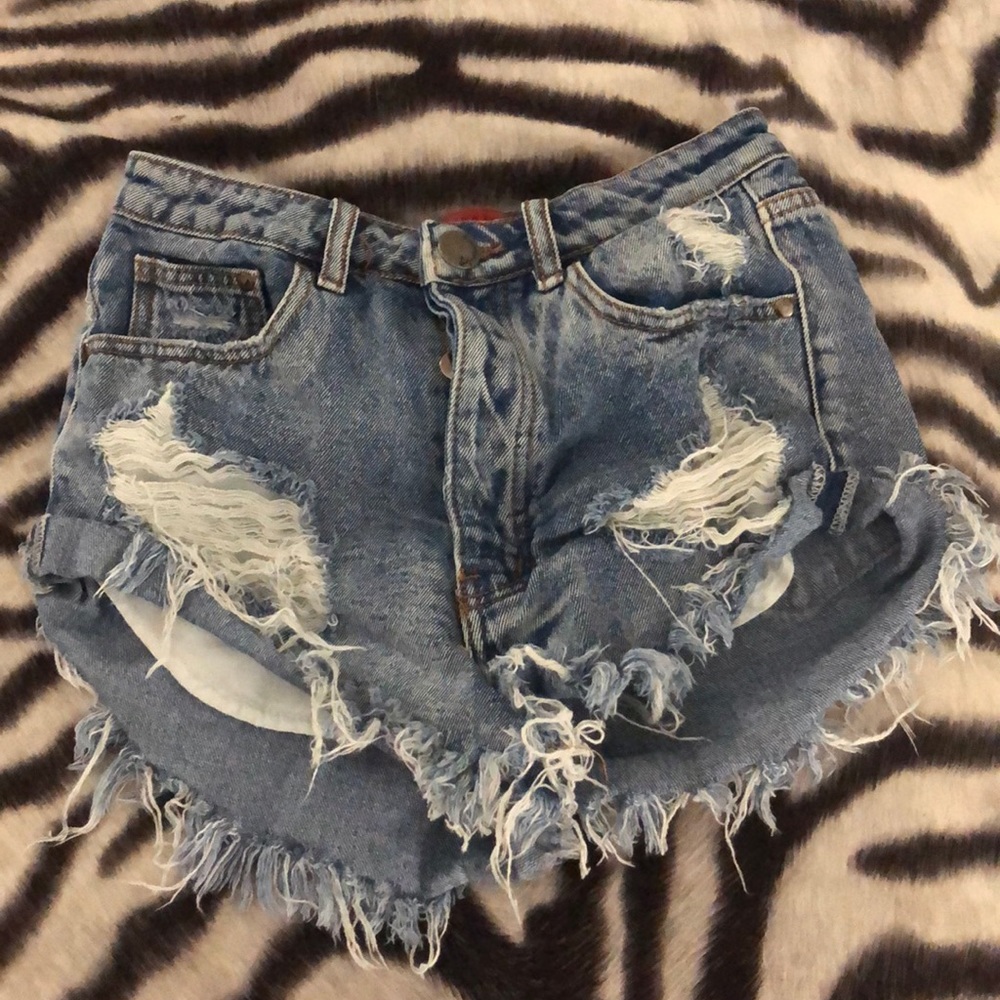 High-waisted Denim Shorts